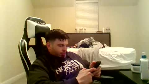 cheddarbob93695 online show from April 5, 4:42 am