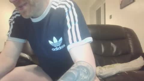 cheeky19841 online show from February 2, 1:45 am