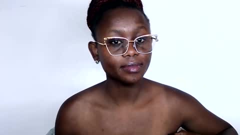 cheeky_charms online show from October 6, 10:05 pm