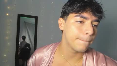 cheekyman_ online show from January 15, 3:15 am