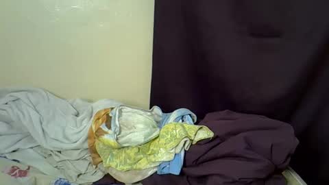 Cheerchelly online show from December 5, 7:00 pm