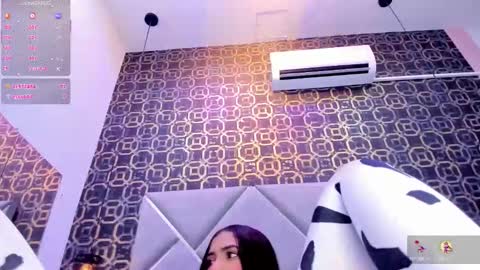 Snapshot of cheerryblossom_ chatting on October 11, 2:38 am Cherry online show from October 11, 2:38 am