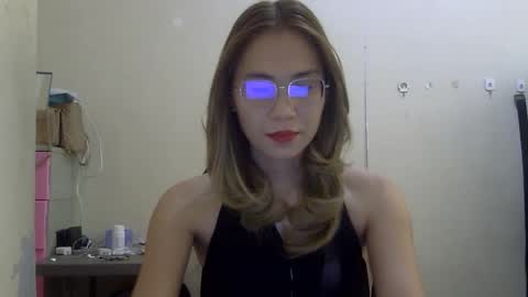 Snapshot of chelly4u69 chatting on October 2, 4:44 am chelly4u69 online show from October 2, 4:44 am