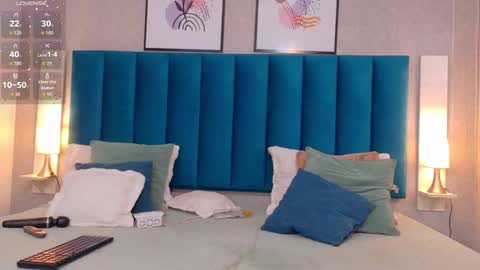   online show from September 25, 7:21 pm