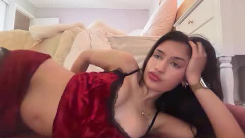 cherliecarmen online show from December 2, 4:00 am