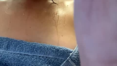 cherrieamaretto online show from September 19, 6:33 pm