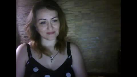 cherry04383 online show from April 15, 2:37 am