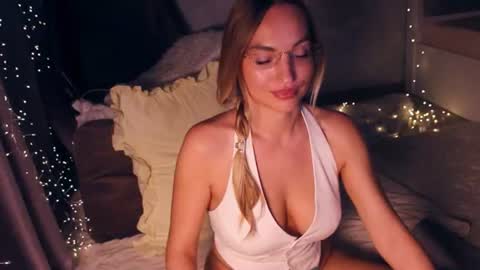 CherryBomb online show from June 14, 2:24 am
