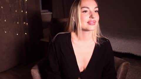 CherryBomb online show from December 28, 3:04 pm