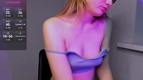 cherry_doll_0 online show from October 29, 12:18 pm