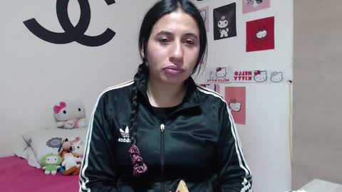 Snapshot of cherry_hc chatting on February 26, 3:57 am Nezumy Rey online show from February 26, 3:57 am