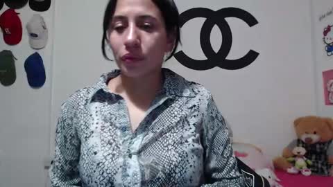 Snapshot of cherry_hc chatting on February 4, 1:56 am Nezumy Rey online show from February 4, 1:56 am
