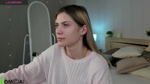 cherry_pr1ce online show from November 18, 12:46 am