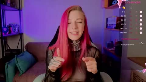 Roxy online show from October 4, 9:01 pm