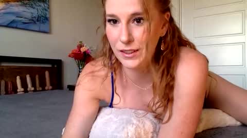 cherry sin online show from April 10, 1:00 am