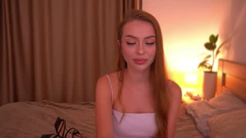 Alisha online show from September 14, 9:27 pm