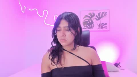 C H E R R Y online show from October 31, 12:38 pm