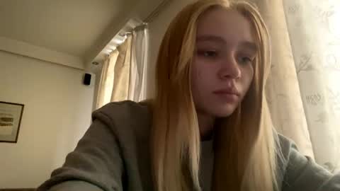 Lei online show from April 15, 11:24 am