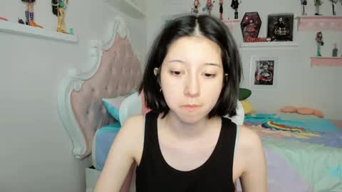 cherrycute666 online show from May 5, 3:35 am