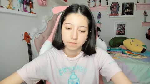 cherrycute666 online show from March 13, 11:52 pm