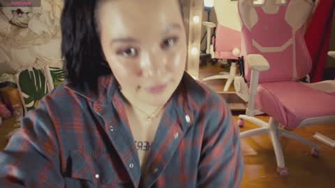 Snapshot of chery_lady22 chatting on February 8, 8:20 am Banny online show from February 8, 8:20 am
