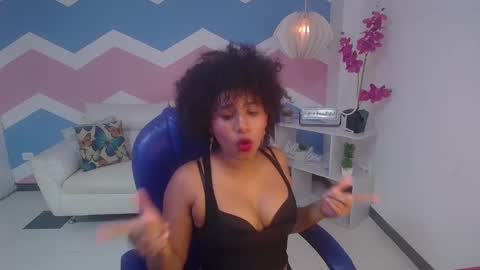 Snapshot of cherylrose1 chatting on October 4, 11:52 am cherylrose1 online show from October 4, 11:52 am