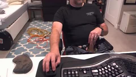 chesbayboy online show from October 7, 4:08 am