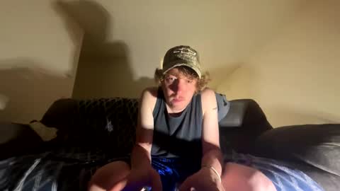 chevycamaro1978 online show from March 31, 2:45 am