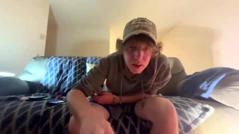 chevycamaro1978 online show from April 8, 2:47 am