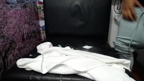Snapshot of chiky_nastyy chatting on October 1, 2:49 pm Chikys online show from October 1, 2:49 pm