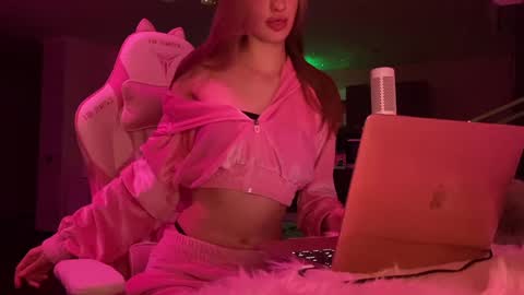 Goddess Vika - owner of all ur money online show from January 23, 5:21 pm