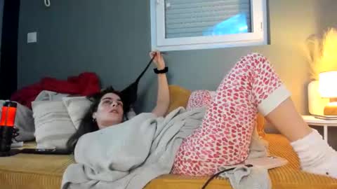 yoursensualparadise online show from March 17, 8:03 pm