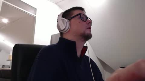 chillzonecam online show from January 12, 8:16 pm