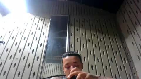 Snapshot of chino880172 chatting on February 21, 6:40 am CHINO online show from February 21, 6:40 am