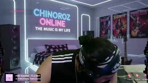 Snapshot of chinoroz chatting on October 19, 8:19 am Enrique online show from October 19, 8:19 am