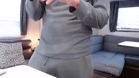 Chitown Aries online show from October 17, 1:37 pm