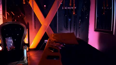 Chloe And Austin online show from January 21, 9:03 am