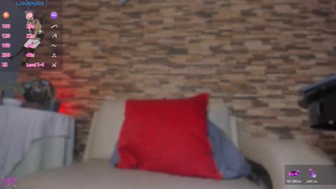 chloe_cooperr online show from March 5, 7:50 am