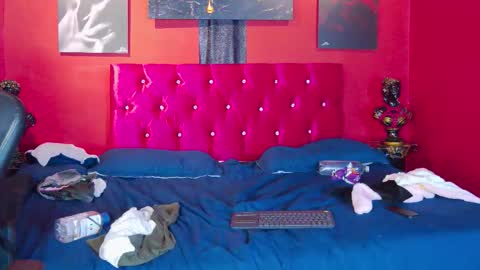 chloe_magnusknight_ online show from March 21, 4:22 pm