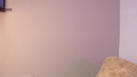 chloe_peach_ online show from May 13, 12:04 pm