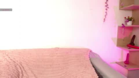 chloe_peach_ online show from May 19, 12:12 pm
