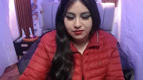 chloe_smith5 online show from January 6, 6:34 pm