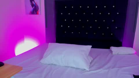 chloe_sterling online show from March 31, 8:31 pm