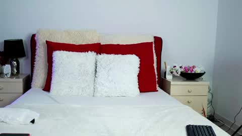 Chloe online show from June 1, 4:03 am