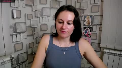 Chloe online show from October 2, 8:24 am