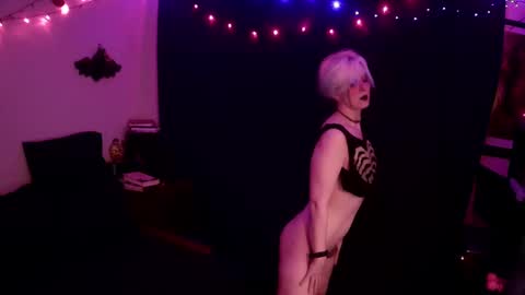 Chloekissxo online show from November 13, 3:20 am