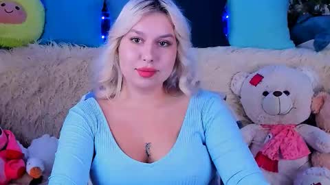 ChloeRicci online show from September 11, 8:48 am