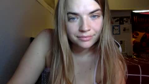 Chloe Lane online show from November 13, 7:49 pm