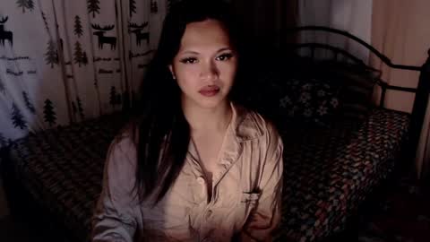 chloesmithxx online show from April 15, 8:20 pm