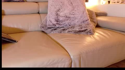 chlover855 online show from December 4, 7:13 pm